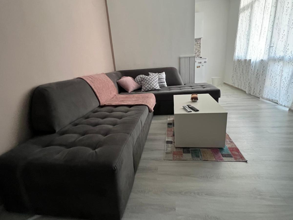 Midtown Apartment Кърджали Екстериор снимка